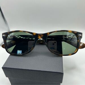 Ray-Ban Classic Tortoise Sunglasses
